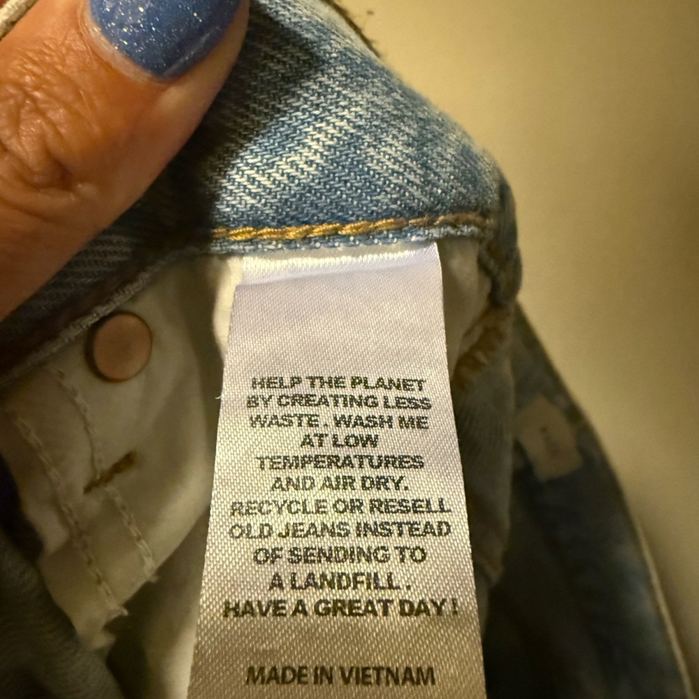 NEW!! PacSun buttonfly light wash distressed dad jeans size 23 - Picture 4 of 8
